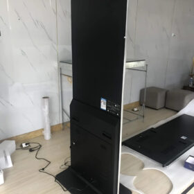 Màn hình quảng cáo chân đứng 49 inch