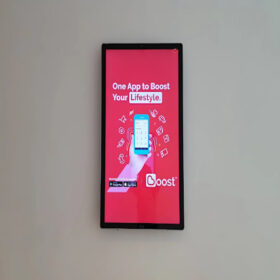 Màn hình quảng cáo treo tường 65 inch