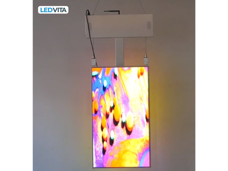 Màn hình LED quảng cáo treo trần là gì?