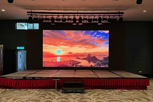 Màn hình LED indoor: Giải pháp hiển thị siêu nét cho không gian nội thất hiện đại